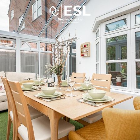 4 Bedroom Townhouse 10Mins Walk From Shrewsbury Town Centre With Parking 外观 照片